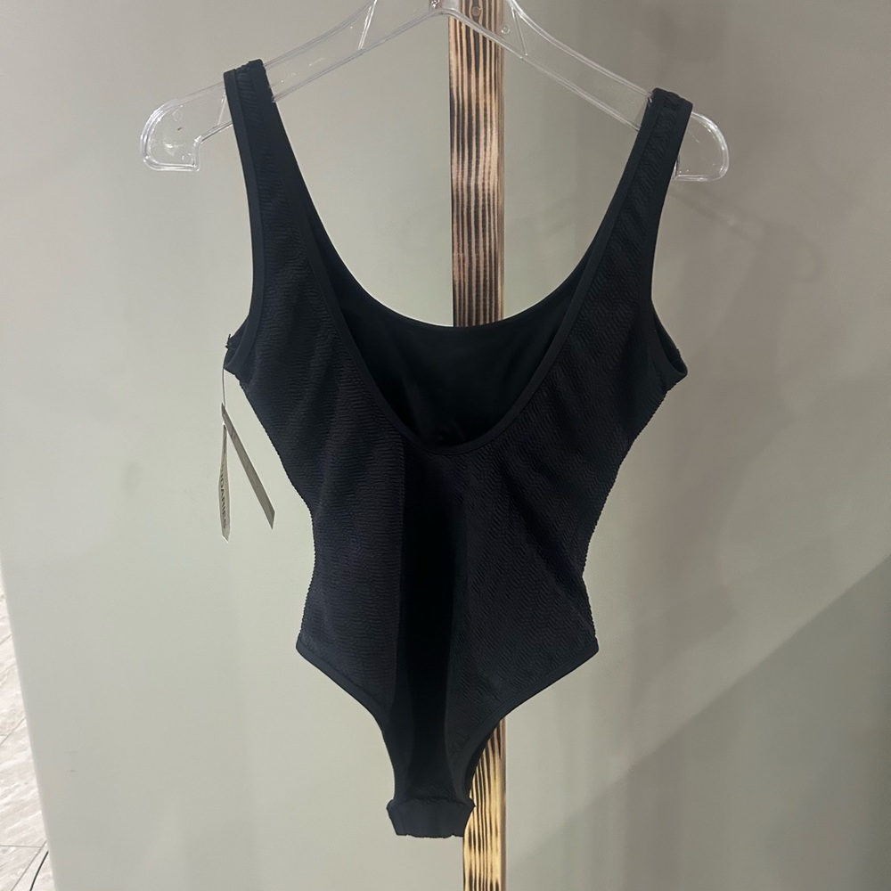 No Boundaries Black One-Piece Swimsuit Women’s Size Medium (8–10) NWT - Picture 3 of 5
